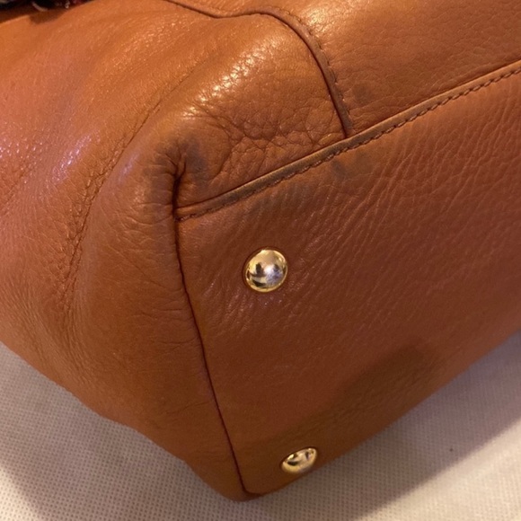 Michael Kors Shoulder Bag, 14 x 10 x 4 with 10” drop, Good Condition - Picture 8 of 13